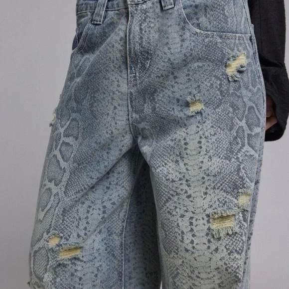 BRAND NEW Ragged Priest Snake Print Jeans Slim Sweeper Jean wSnake Print SIZE 28 - Picture 2 of 6